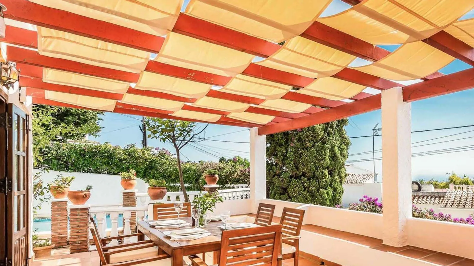Villa Capistrano ネルハ
